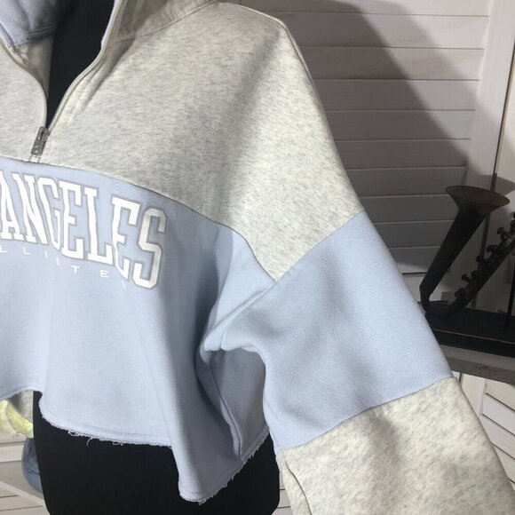 Hollister cropped sweatshirt cotton blue gray color block 1/4 zip mock neck sz M - Picture 6 of 7